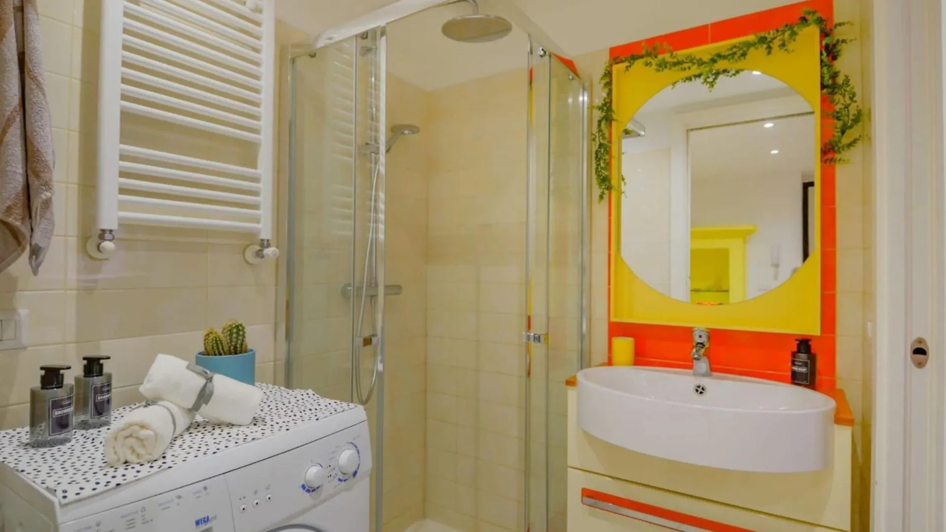 Navigli-M2 - Apartment With Work Space Milan