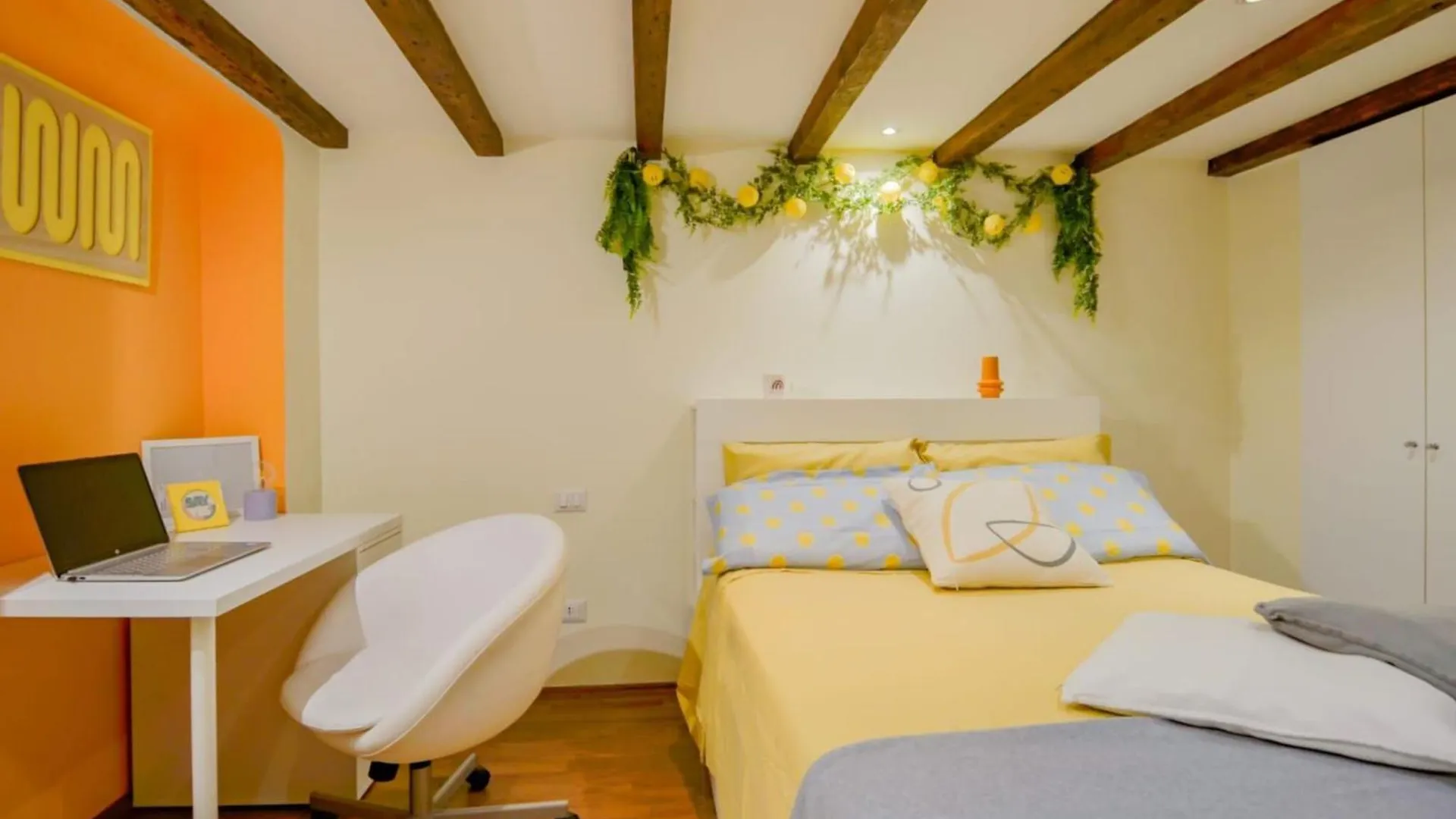 Navigli-M2 - Apartment With Work Space Milan Italy